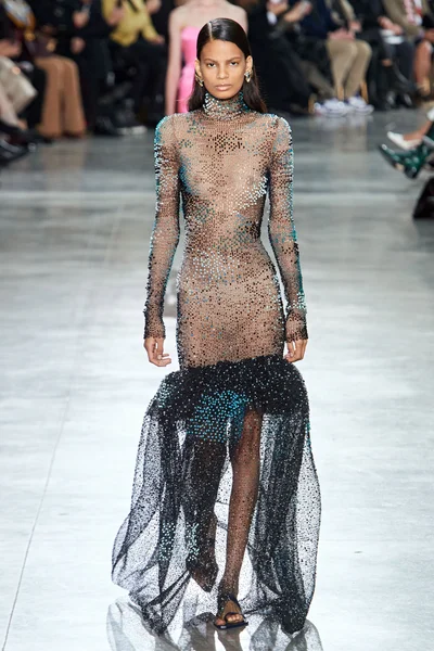 Look 34